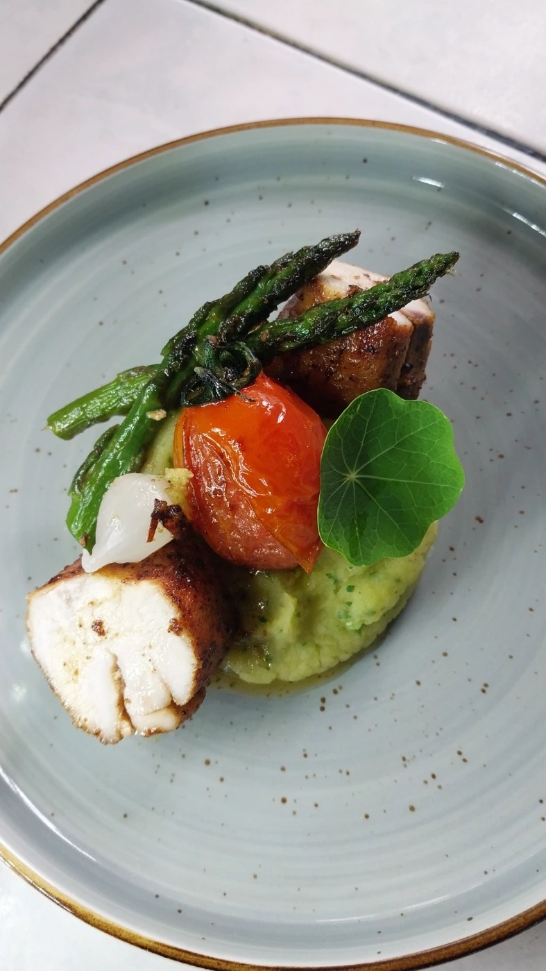 1000512025.jpg 1000512025.jpg