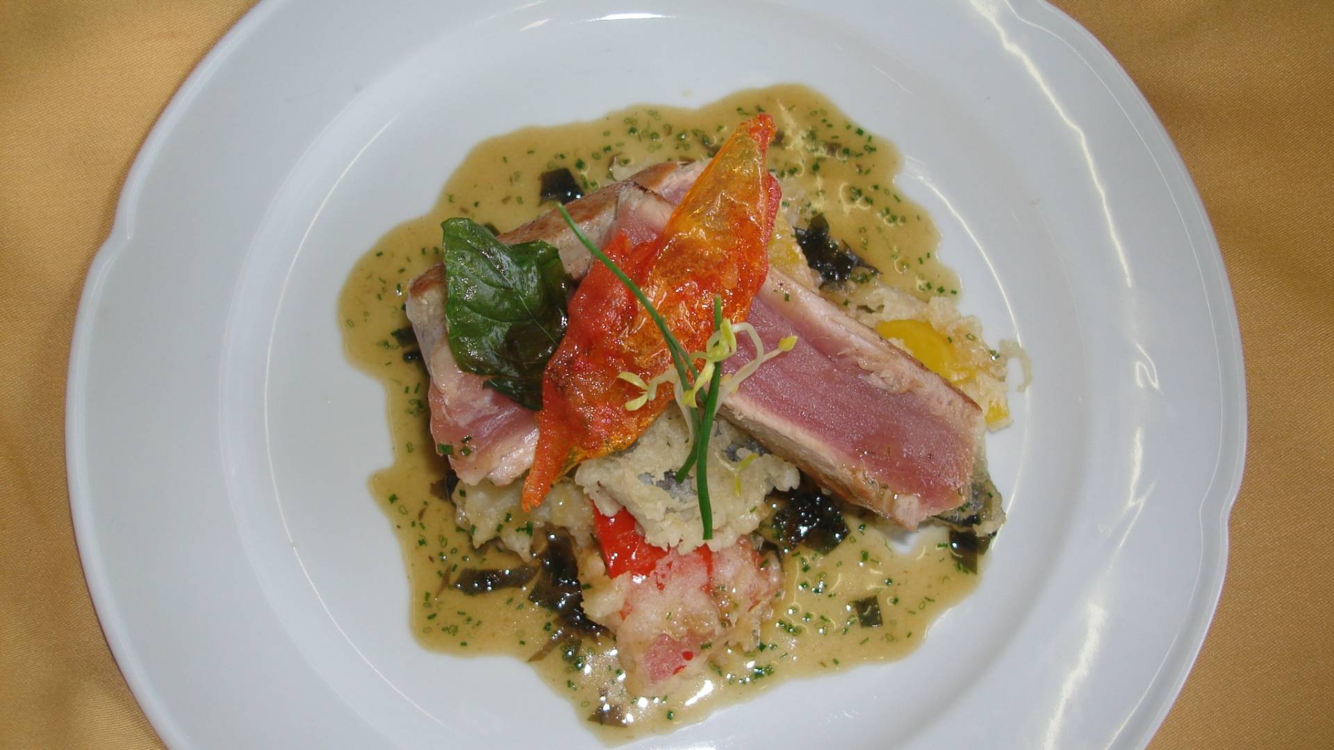 TUNA FILLET.JPG TUNA FILLET.JPG