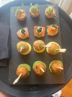 Canapes1.jpg Canapes1.jpg