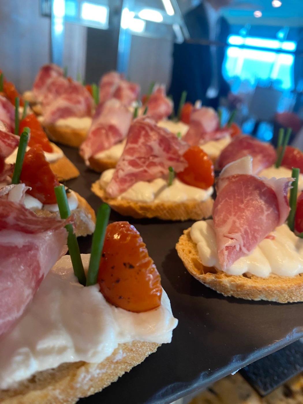 1000426345.jpg 1000426345.jpg