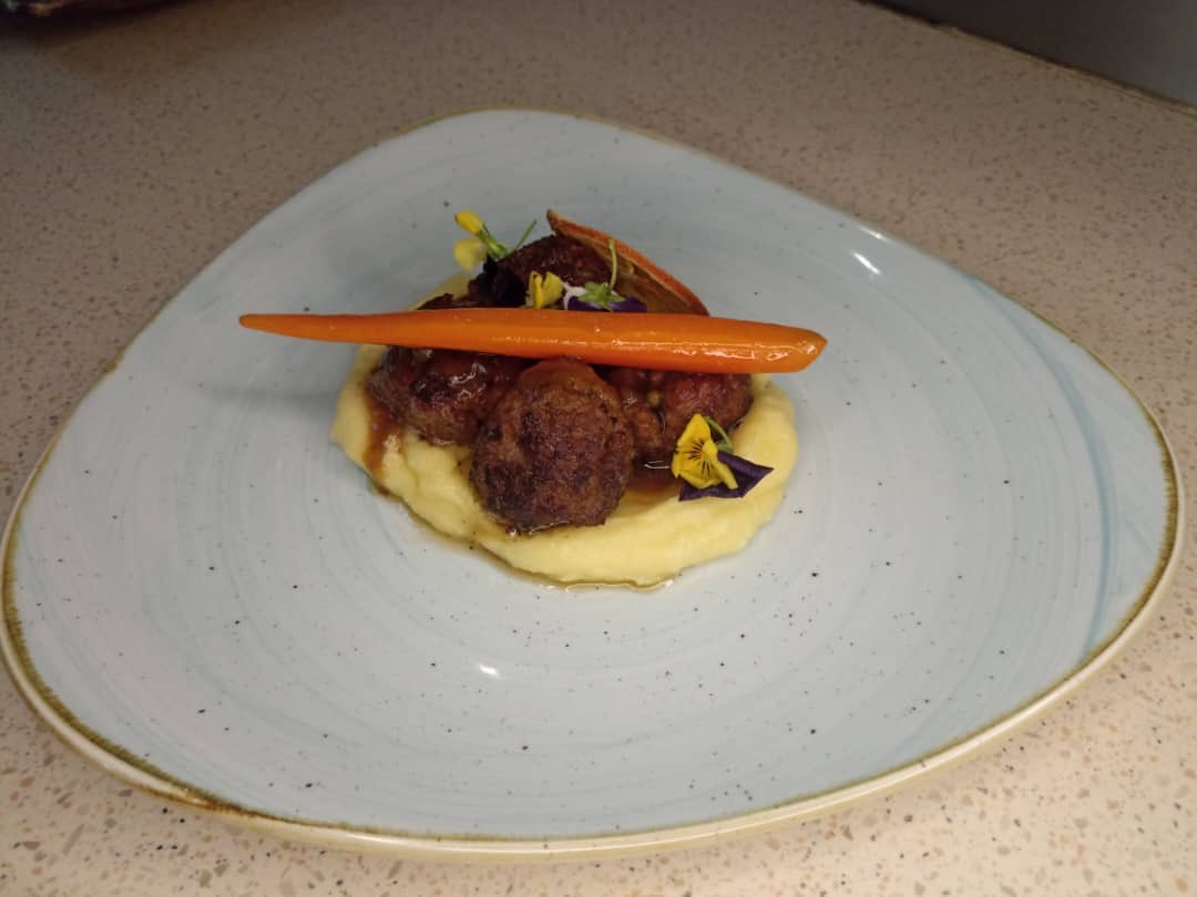 99a8a3a8-a746-4c30-bb50-0cbe898cf357.jpeg 99a8a3a8-a746-4c30-bb50-0cbe898cf357.jpeg