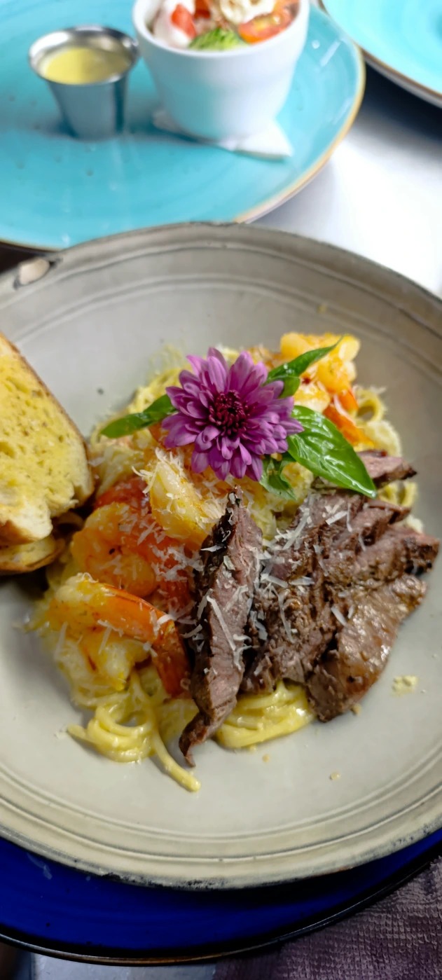 1000598406.jpg 1000598406.jpg