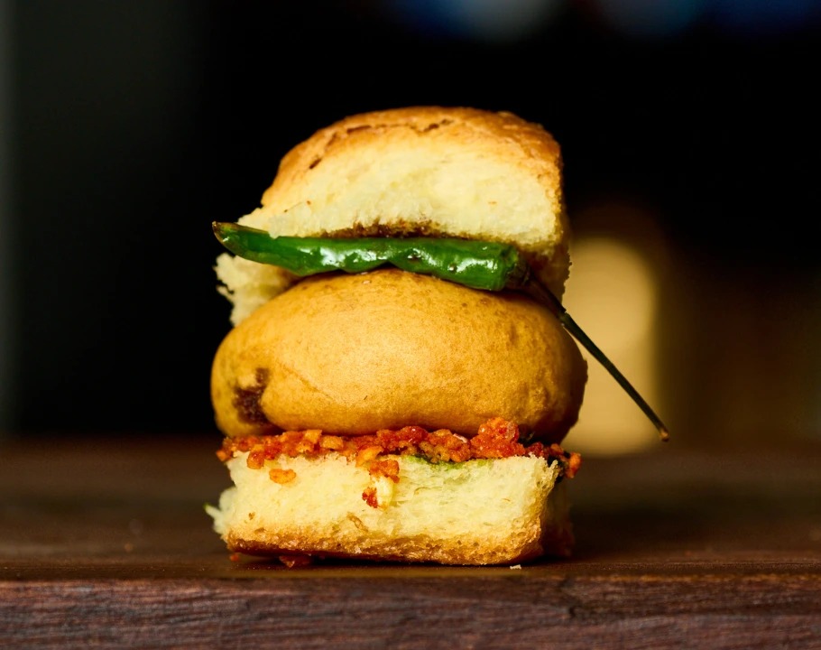 Vada Pav Thumbnail (35).png