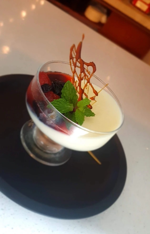 1000622004.jpg 1000622004.jpg