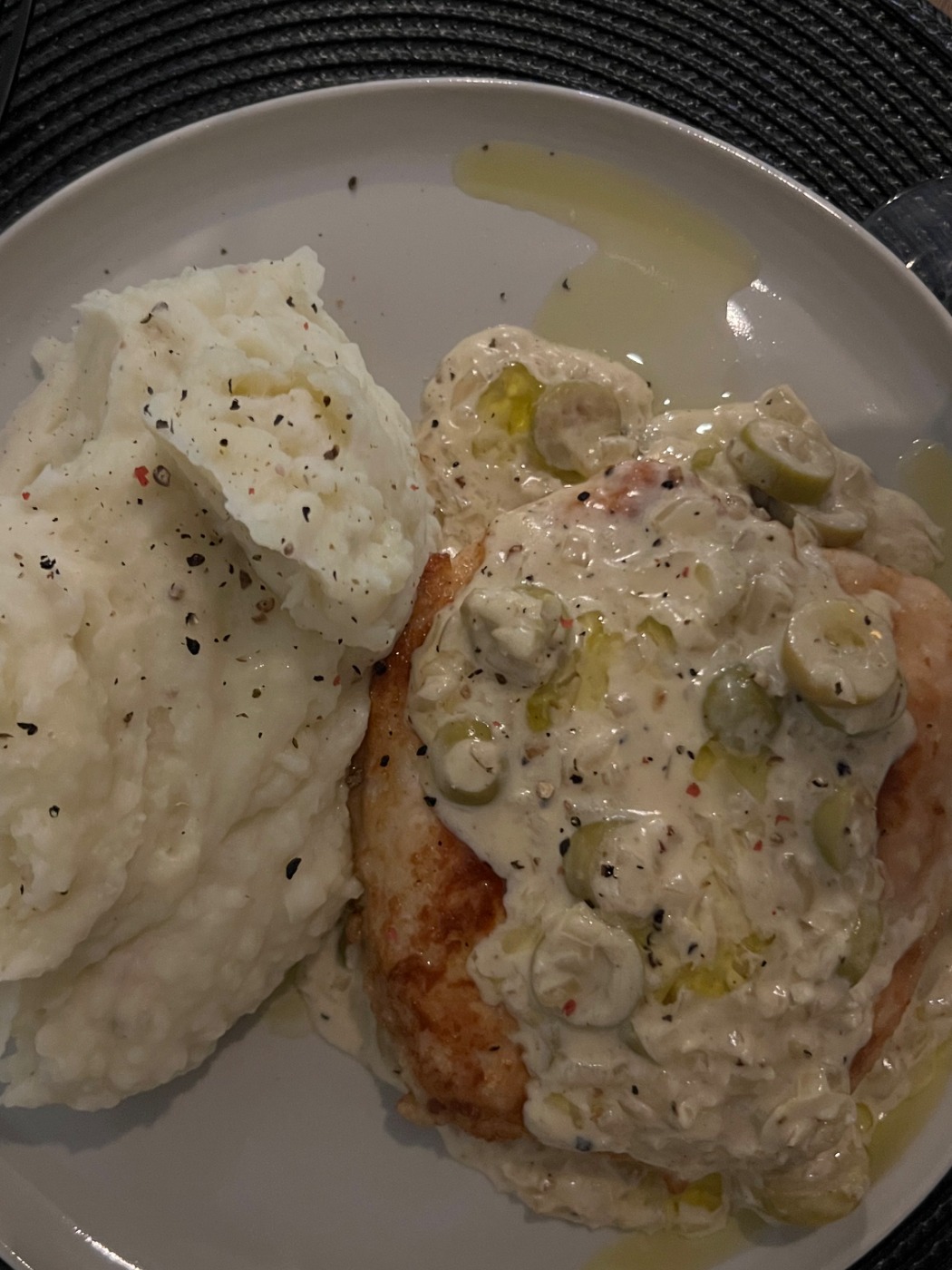 IMG_4679.jpeg IMG_4679.jpeg