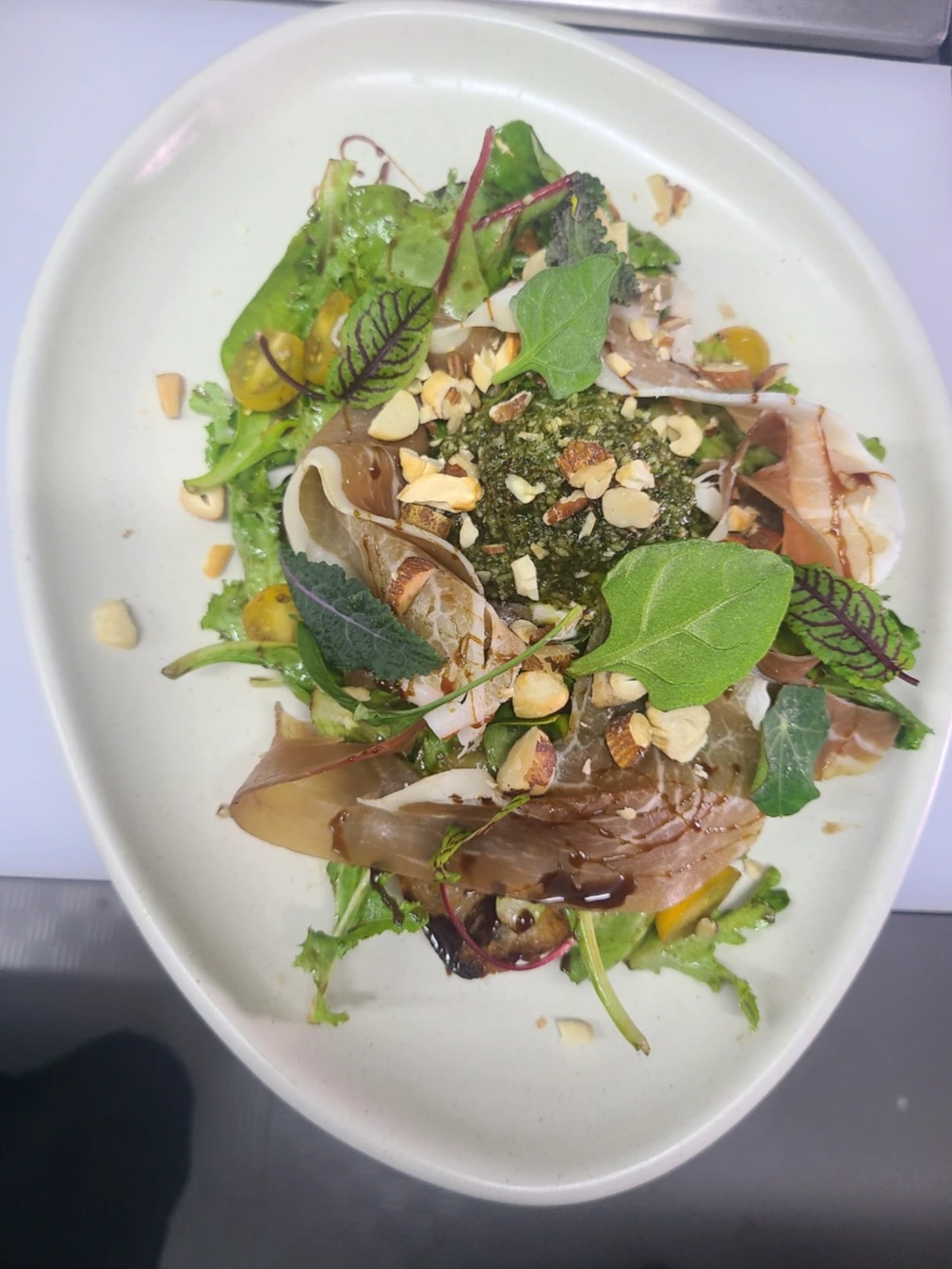 TOATS CAPRESSE.jpg TOATS CAPRESSE.jpg