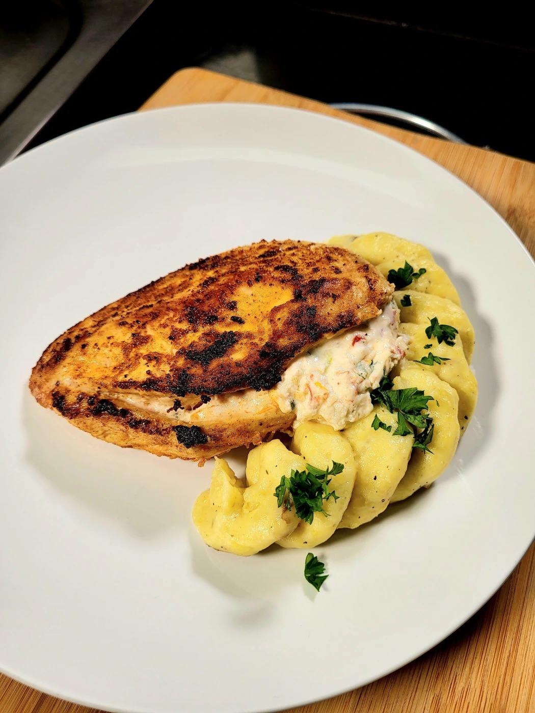 Stuff Chix Thumb Vertical.jpg Stuff Chix Thumb Vertical.jpg