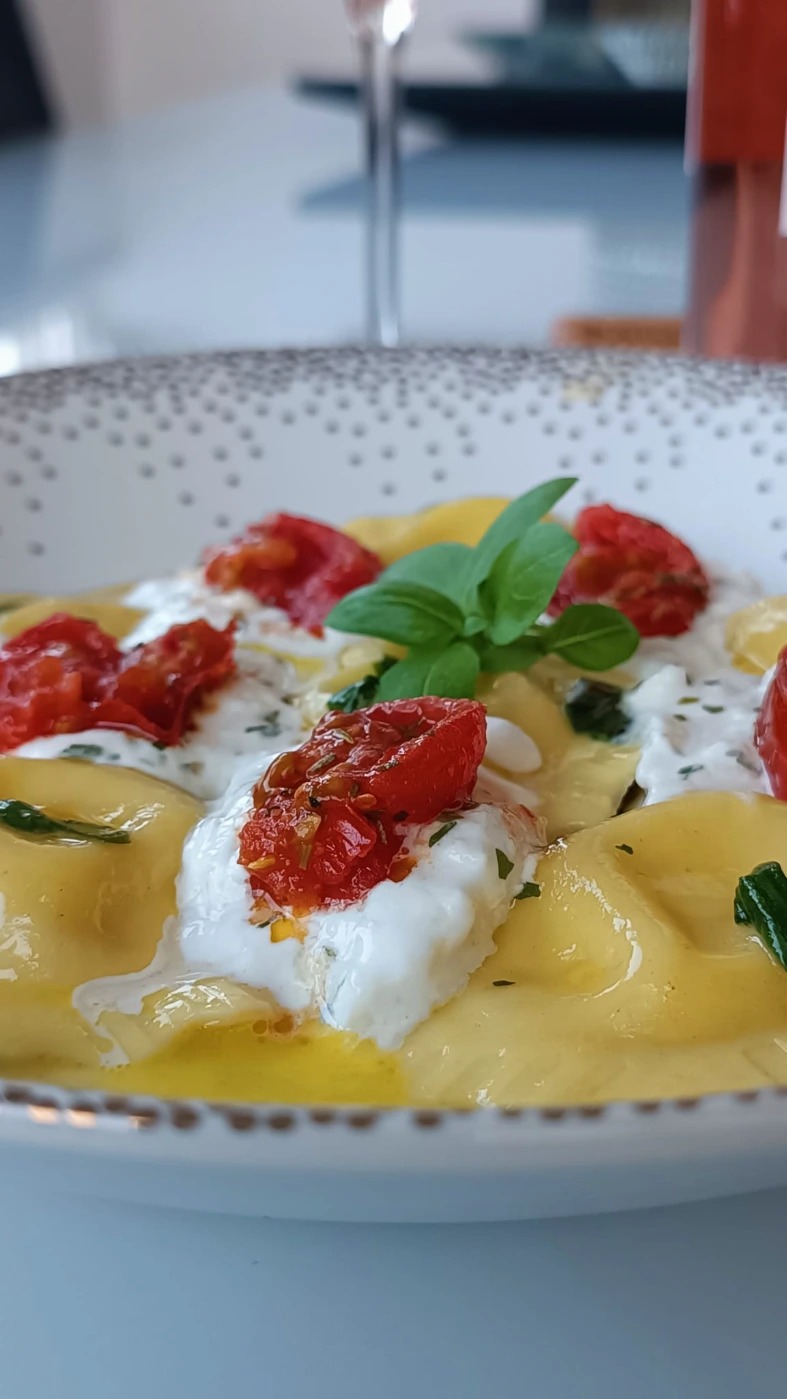 WhatsApp Image 2025-10-06 at 20.19.22 (8).jpeg