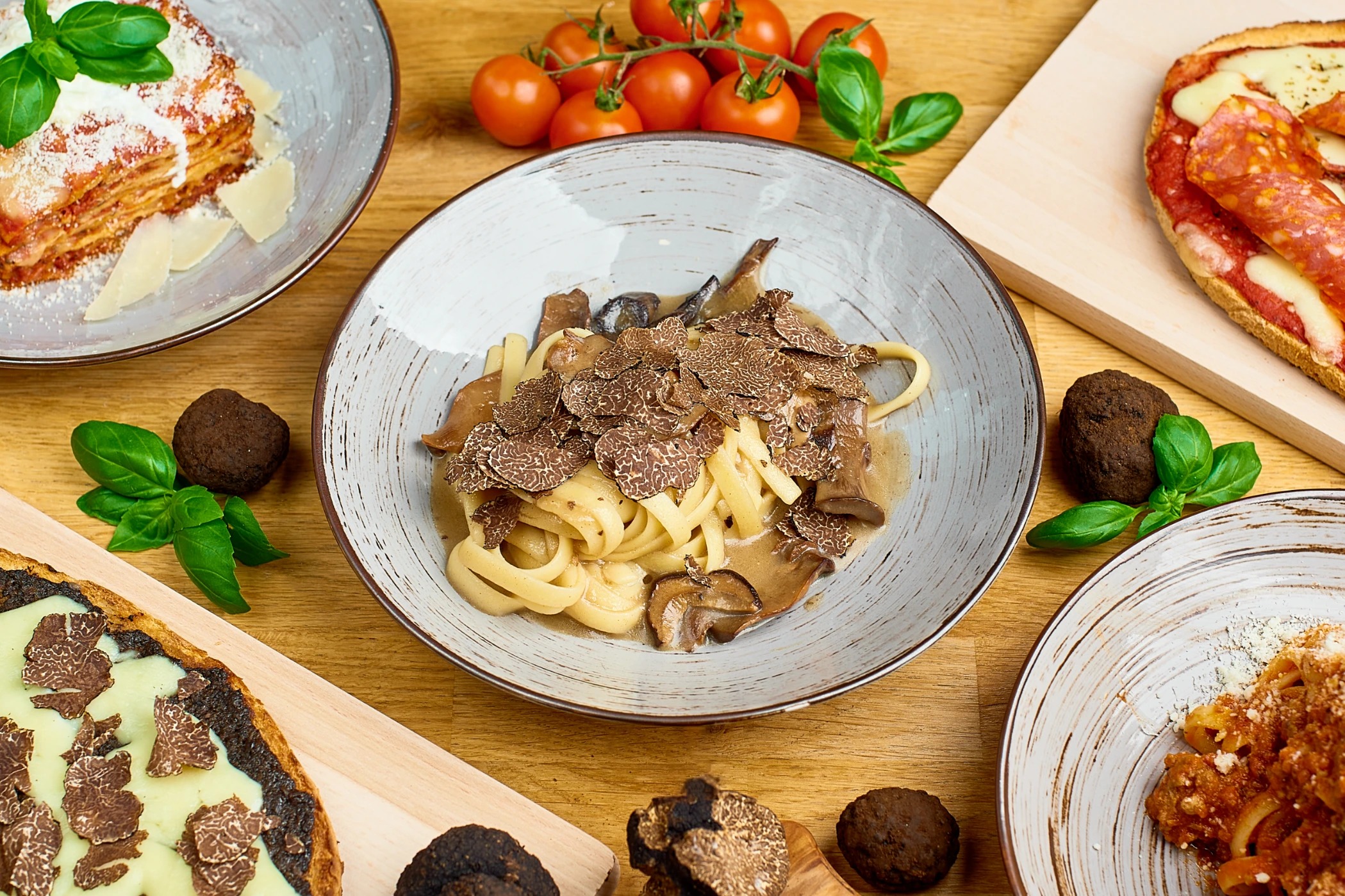 PORTADA 4.jpg PORTADA 4.jpg