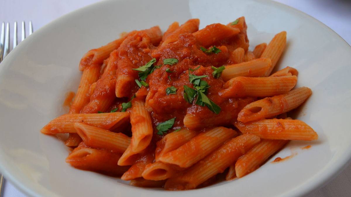 Penne_all'arrabbiata.jpg Penne_all'arrabbiata.jpg