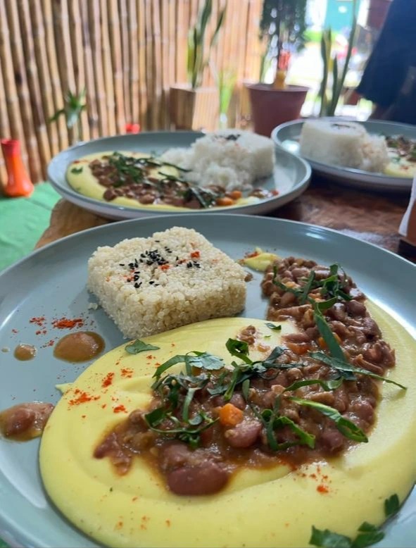 WhatsApp Image 2025-10-13 at 13.19.32_03cfa49b.jpg WhatsApp Image 2025-10-13 at 13.19.32_03cfa49b.jpg