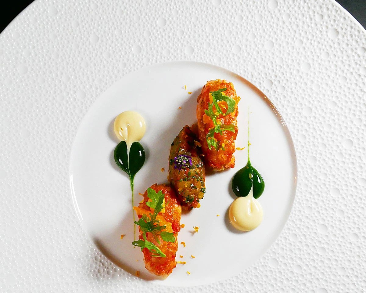 Essential-1.jpg Essential-1.jpg