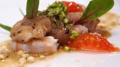 Manitas de cerdo con Gambas.jpg Manitas de cerdo con Gambas.jpg