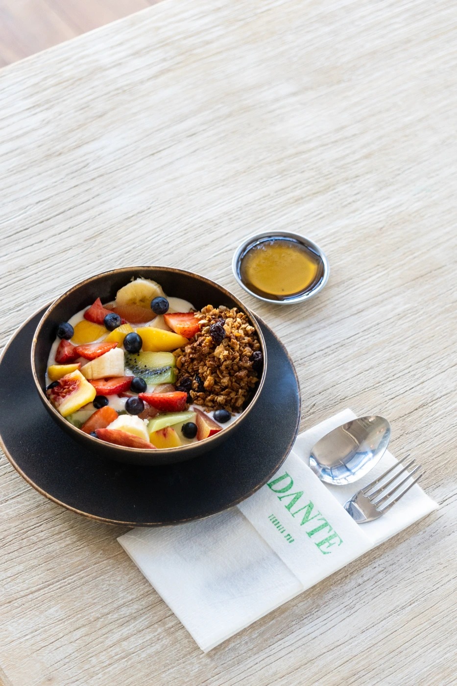 Dante Enero B-5.jpg Dante Enero B-5.jpg