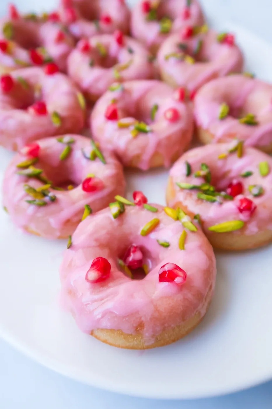 vanilla-saffron-donuts-vegan-9.png
