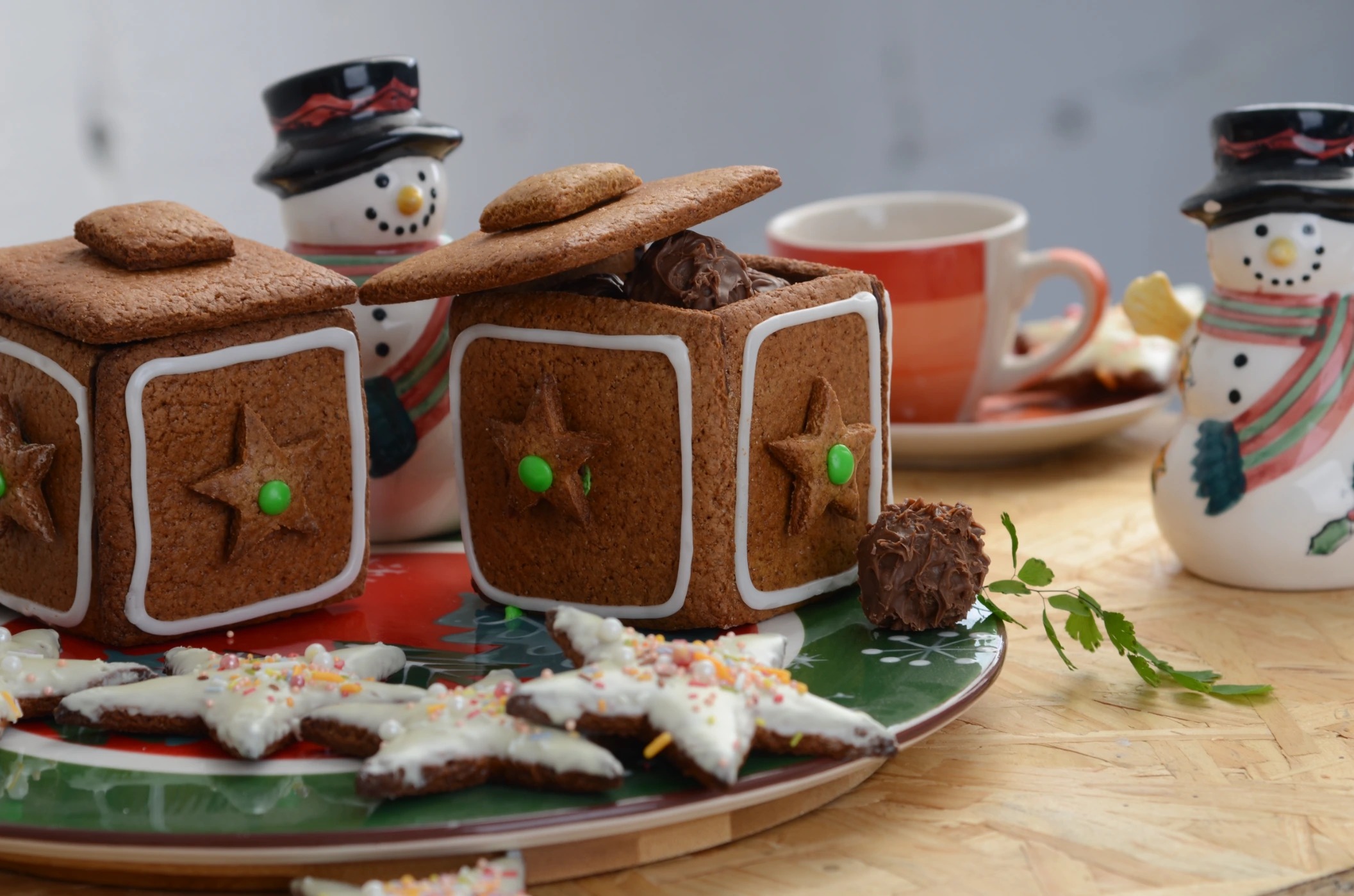 Gingerbread Boxes.jpg Gingerbread Boxes.jpg