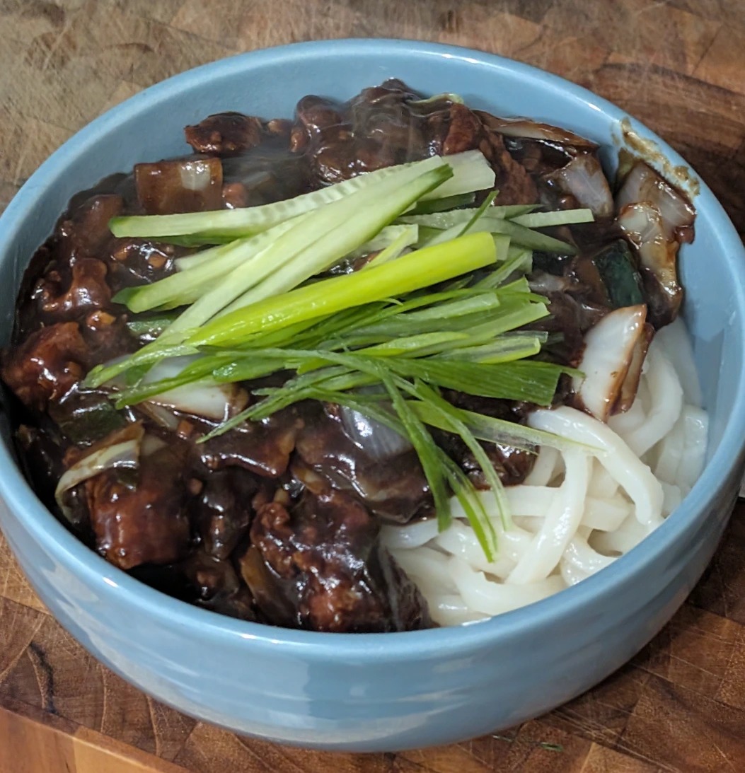 Jajangmyeon.jpg