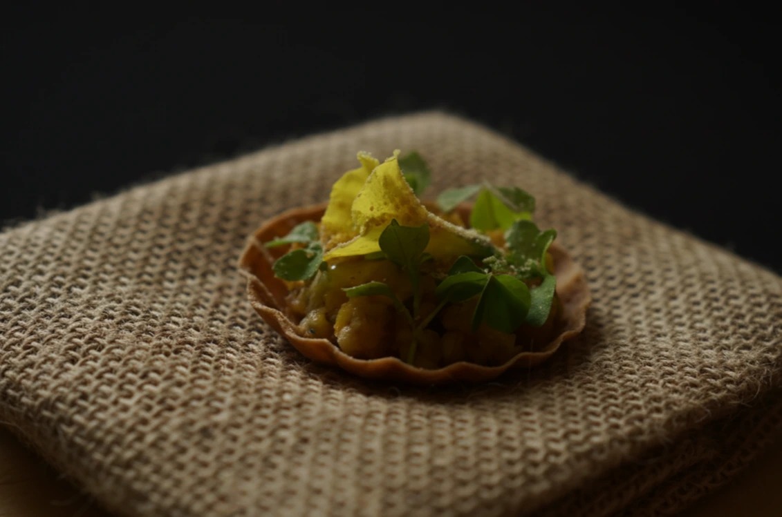 tartelette loquat  - oxalis.png