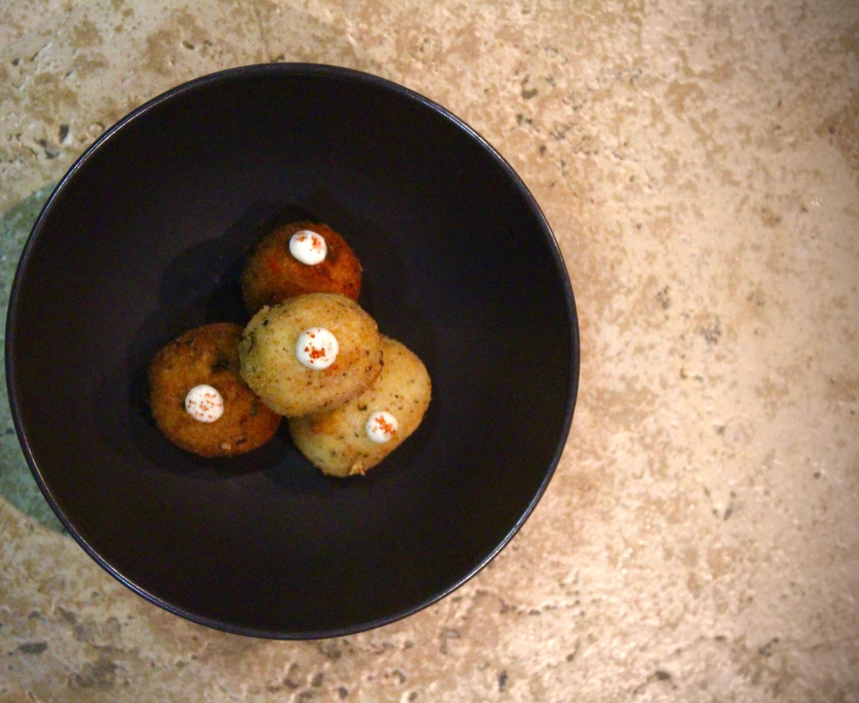 WhatsApp Image 2025-11-12 at 19.41.52_203a9943.jpg