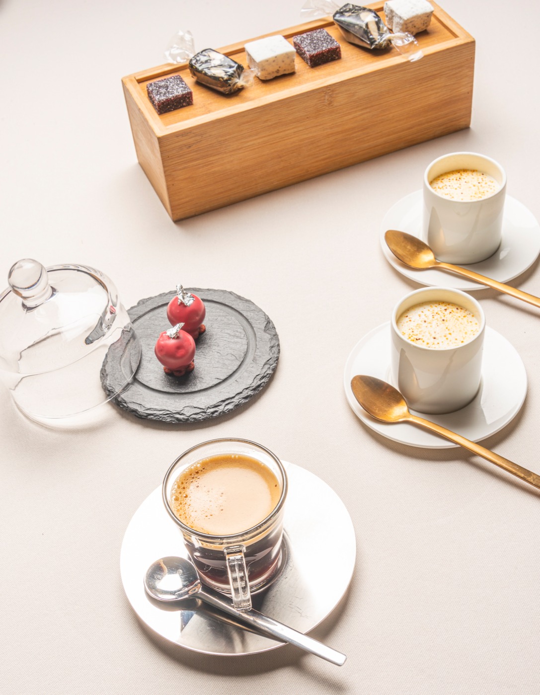 2022_12_08_Carte Logan Laug-001.jpg