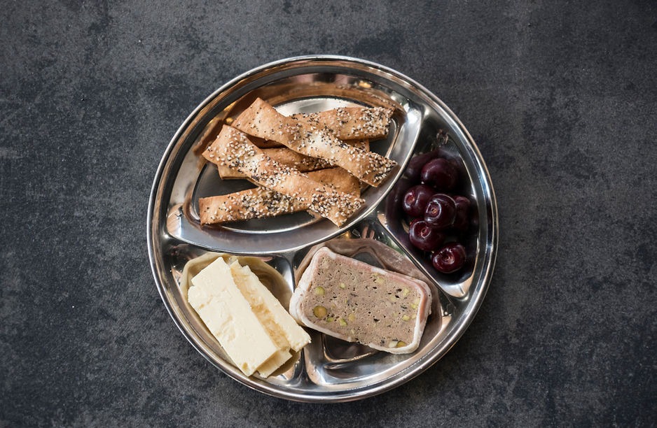 ea3774_55d0241a32514a09b466aac51d31bca7~mv2.jpg ea3774_55d0241a32514a09b466aac51d31bca7~mv2.jpg