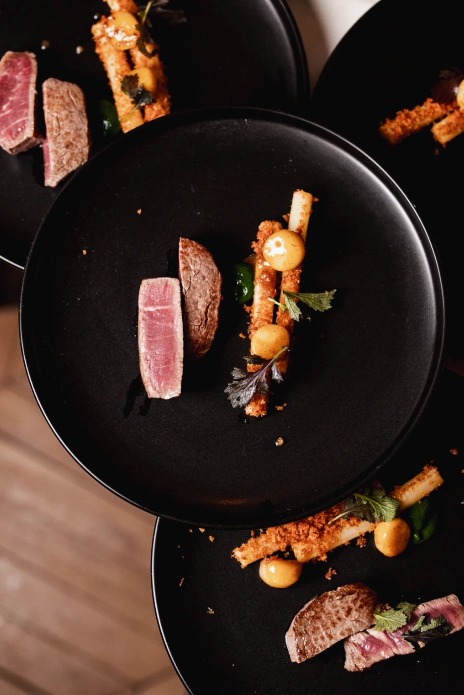 108_17112025_DINER_17NOV_SADIK SANS VOLTAIRE.jpg