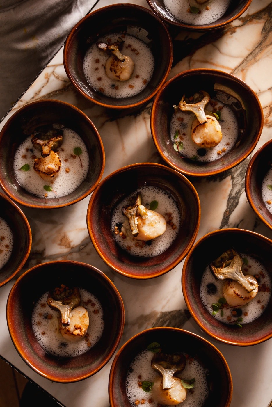 66_17112025_DINER_17NOV_SADIK SANS VOLTAIRE.jpg