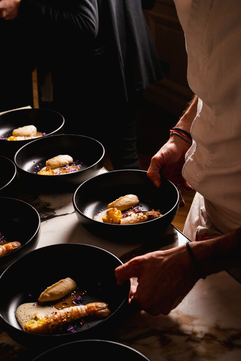 83_17112025_DINER_17NOV_SADIK SANS VOLTAIRE.jpg