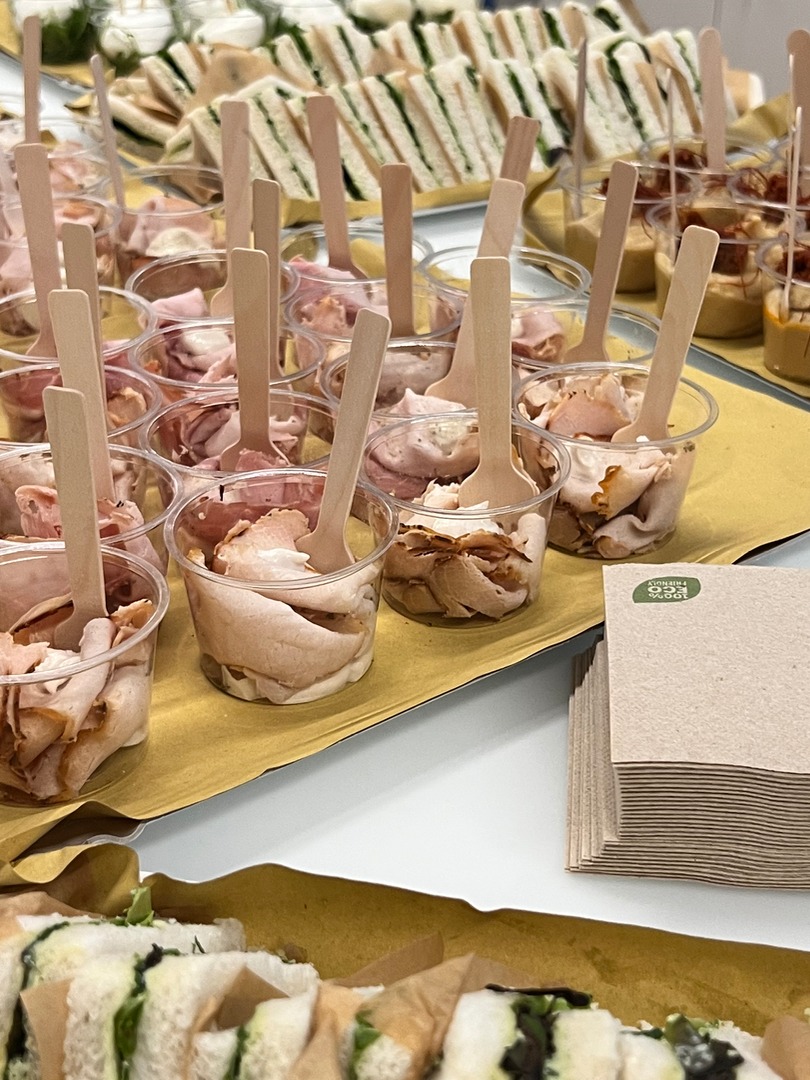 Finger food style