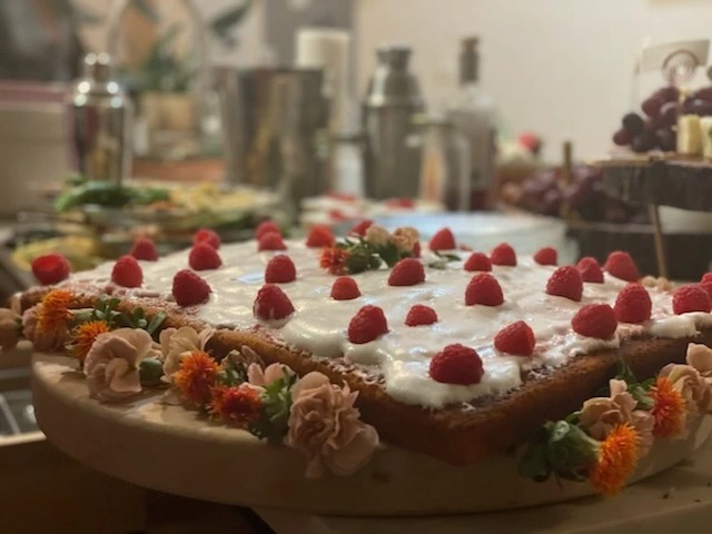 RasberryMarscaponeSheetCake.JPG