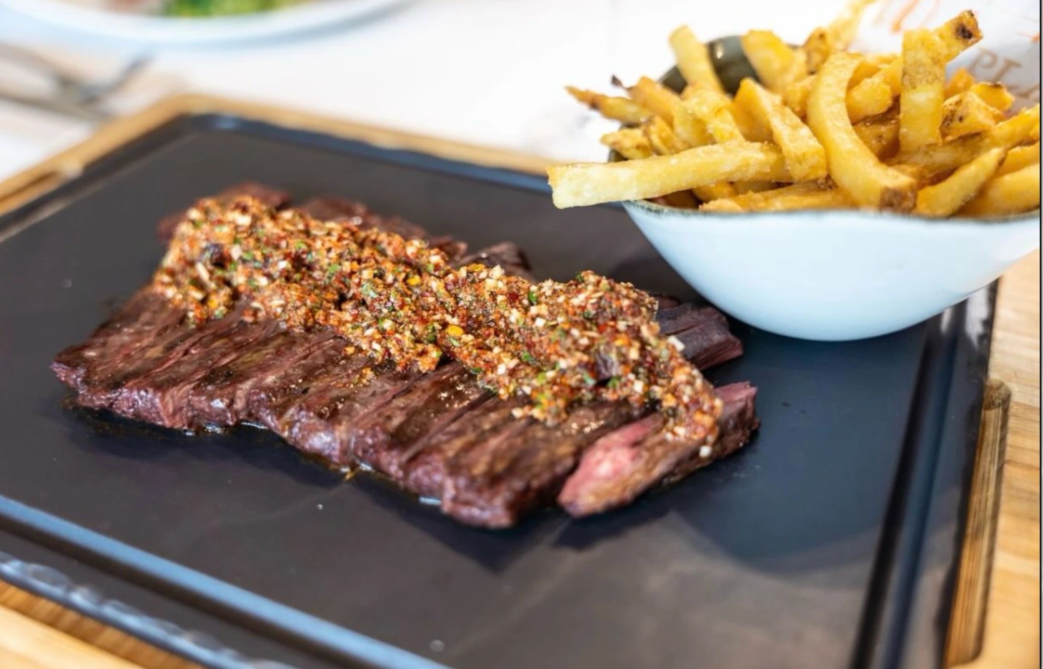 Captura de pantalla 2025-11-29 a las 21.12.44.png Captura de pantalla 2025-11-29 a las 21.12.44.png