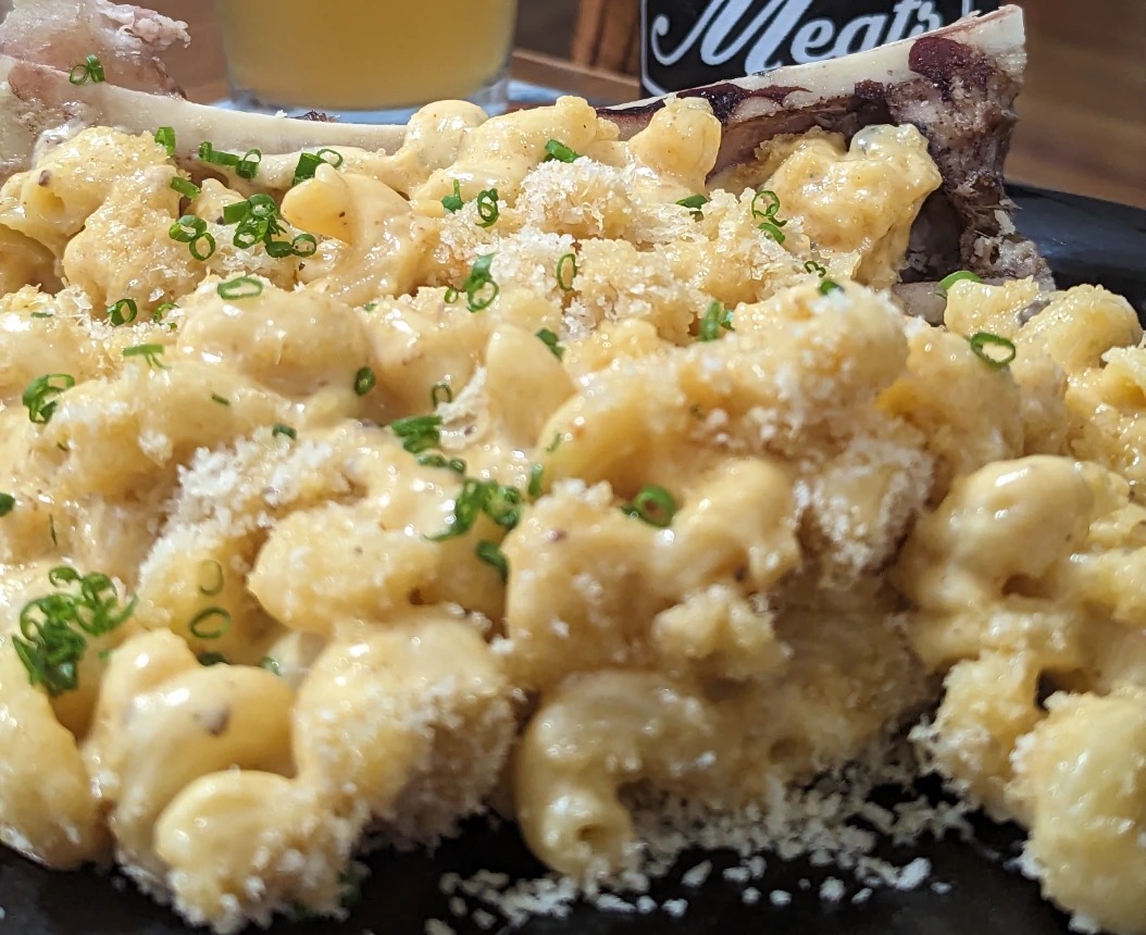 Bone Marrow Mac&Cheese 2.jpg