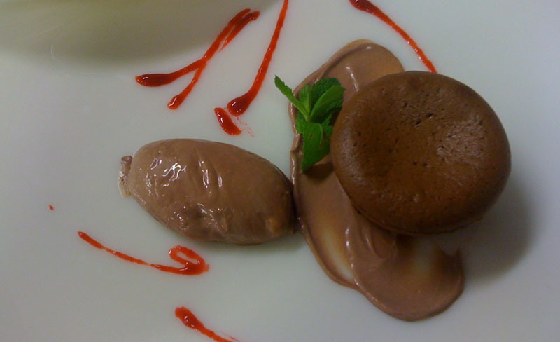 Tortino al cioccolato dal cuore morbido con crema di mascarpone al caffè.jpg Tortino al cioccolato dal cuore morbido con crema di mascarpone al caffè.jpg