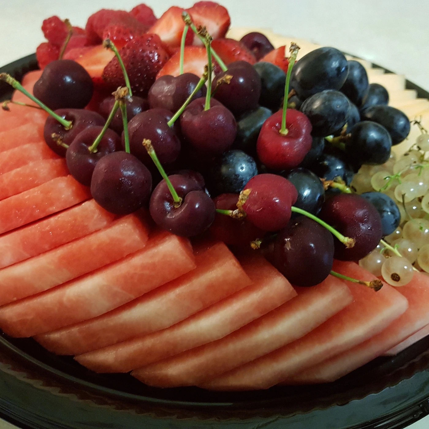 Fruit platter.jpg