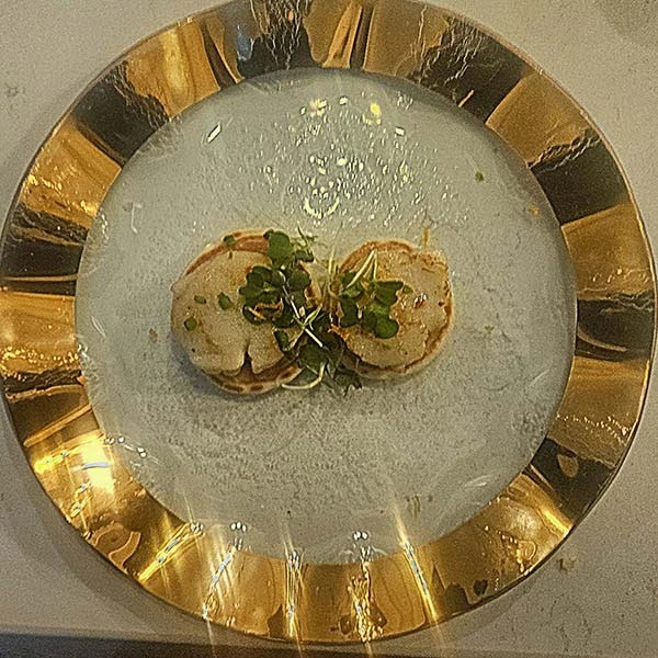 joshua_dean_2_scallopsprivatechefdish.jpg joshua_dean_2_scallopsprivatechefdish.jpg