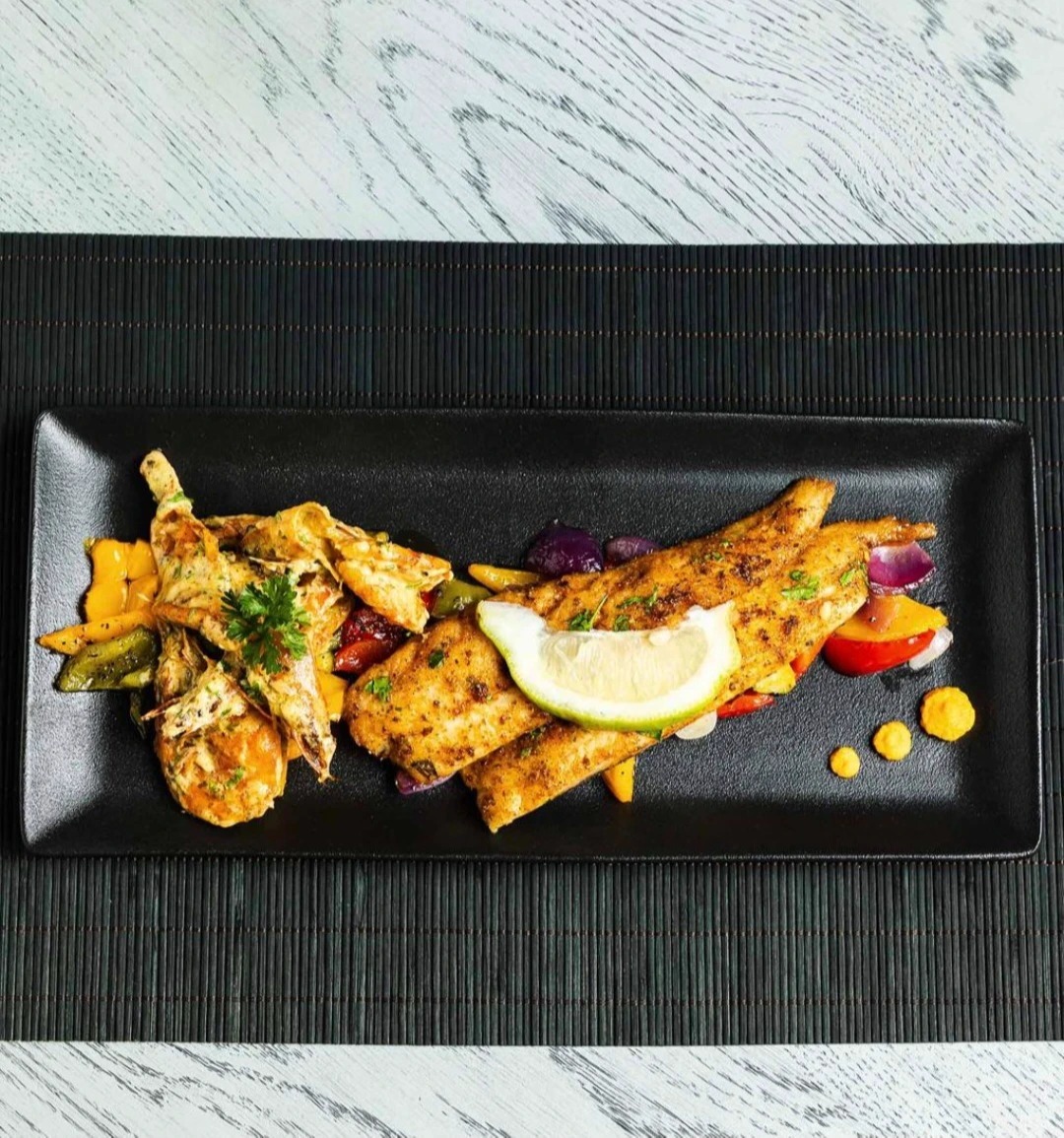 1000831272.jpg 1000831272.jpg