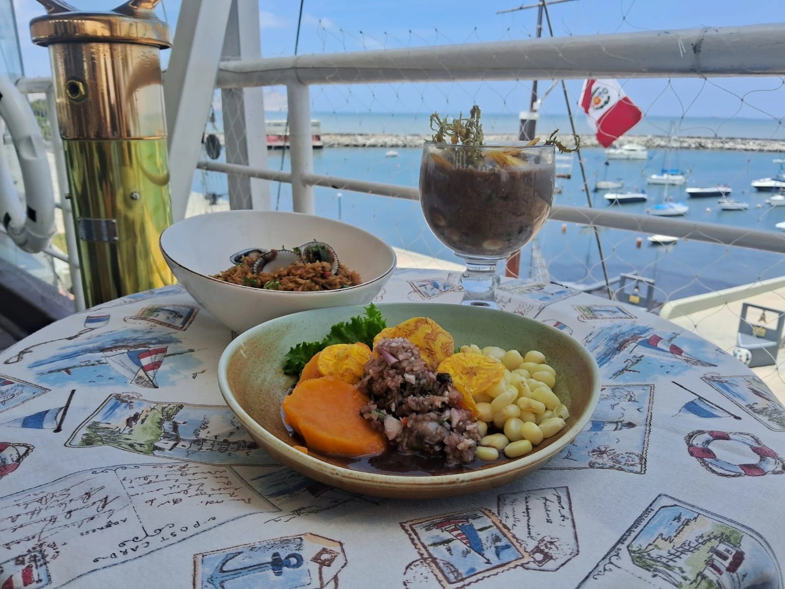 Festival de conchas negras 1.jpeg Festival de conchas negras 1.jpeg