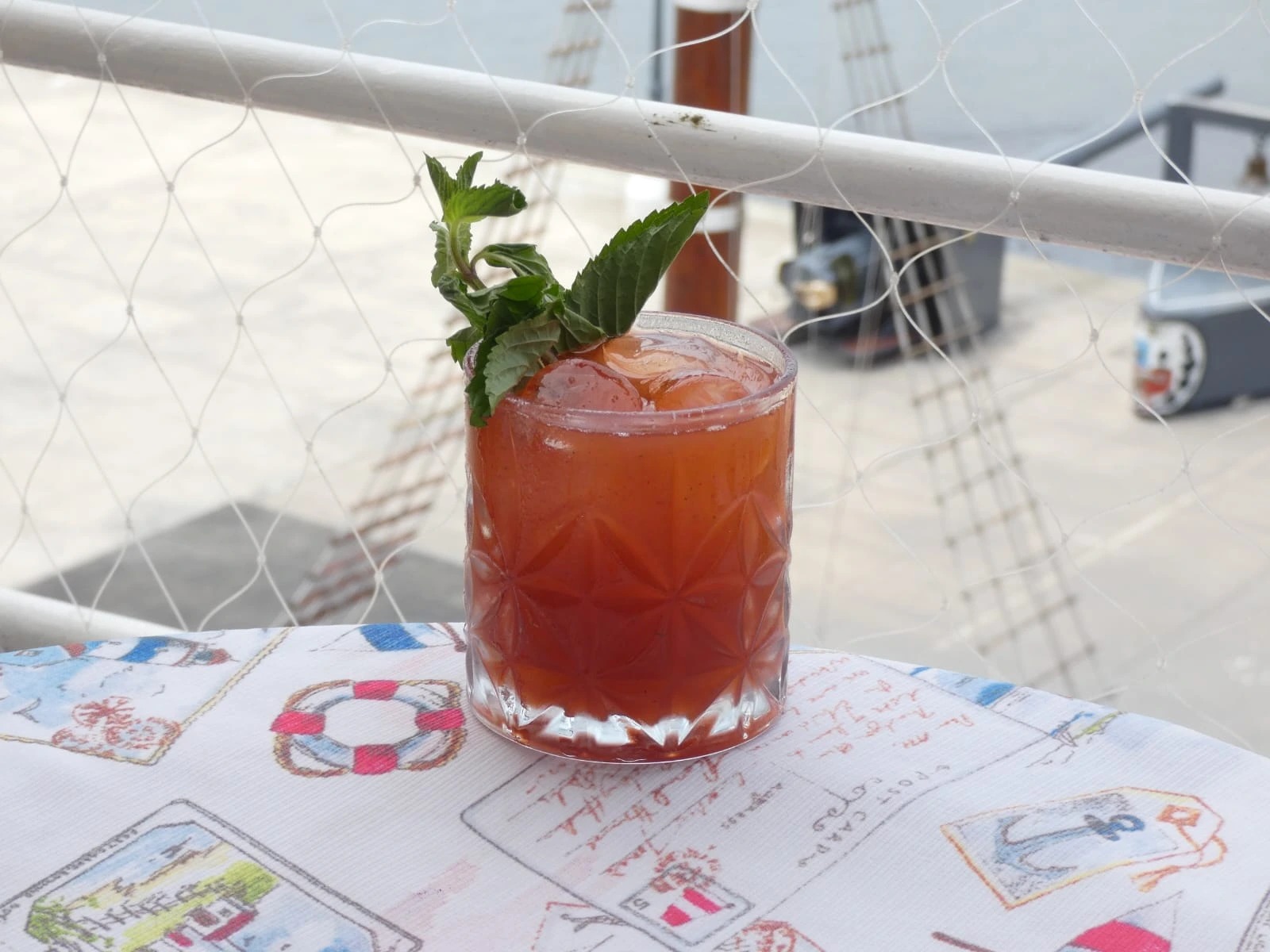 Tropical fresa 2.jpeg Tropical fresa 2.jpeg