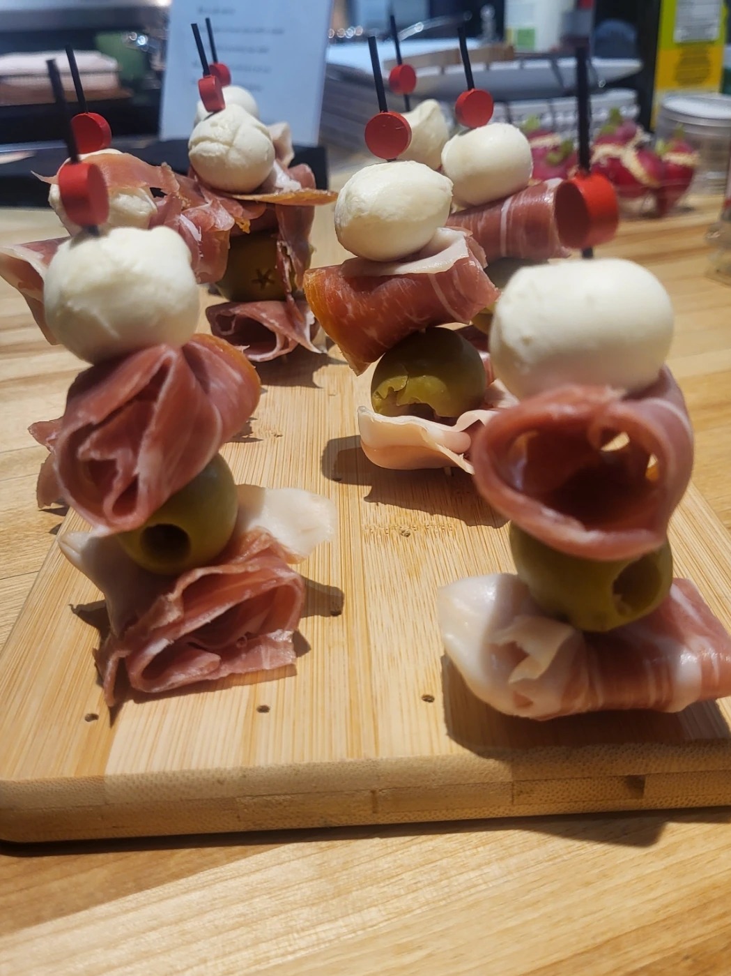 pics de proscuito bocconcini olives.jpg