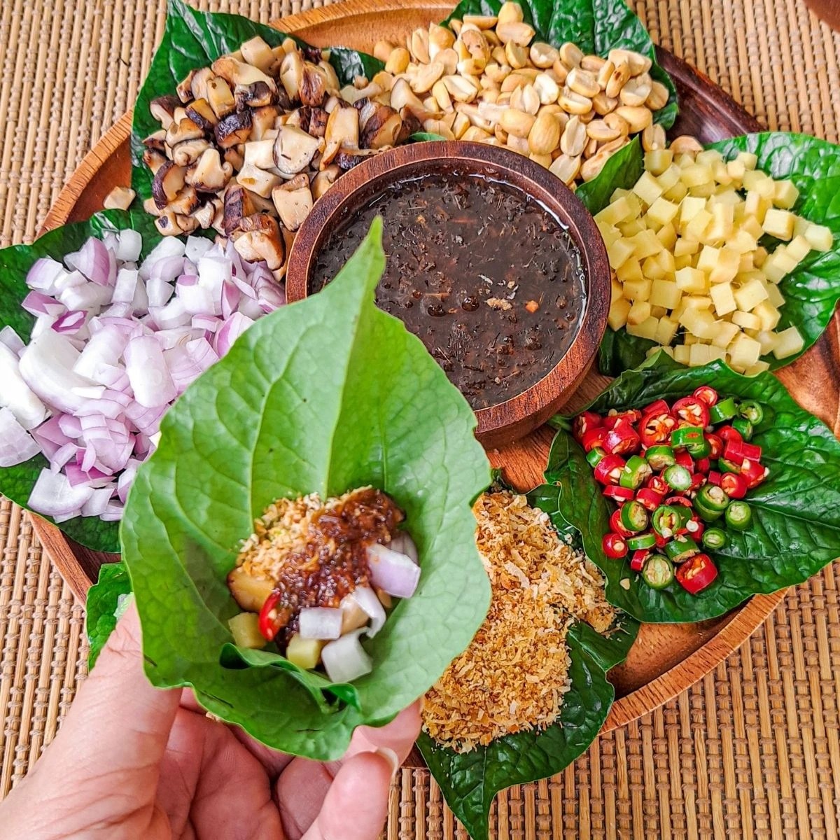Miang Kham 7.jpg