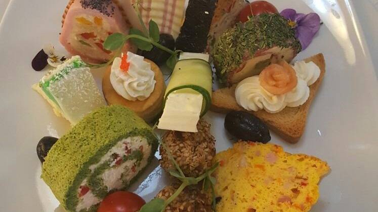 Aperitiv nunta 2018 by chef Tiberiu..JPG Aperitiv nunta 2018 by chef Tiberiu..JPG