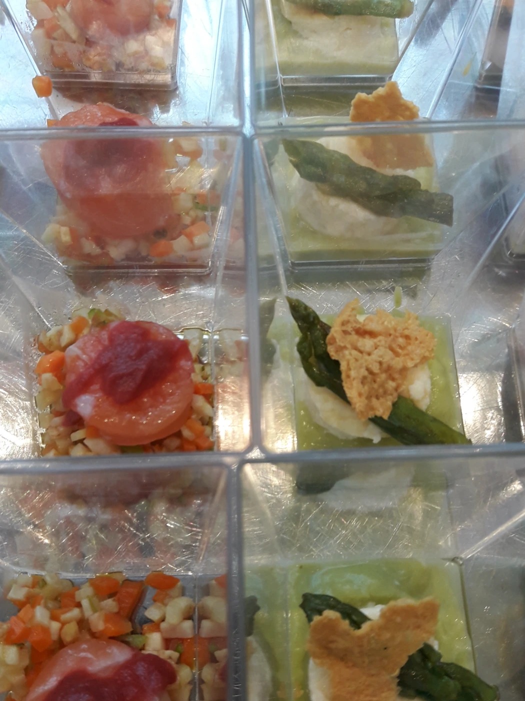 PaertaIcolare.jpg PaertaIcolare.jpg