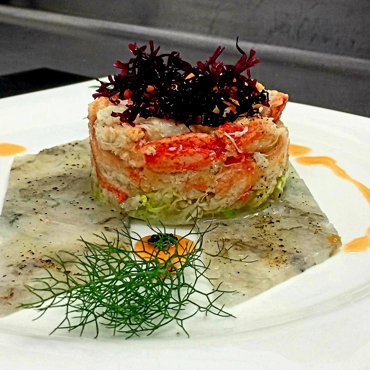 Ensalada de King Crab con Carpaccio de langostino.jpg Ensalada de King Crab con Carpaccio de langostino.jpg