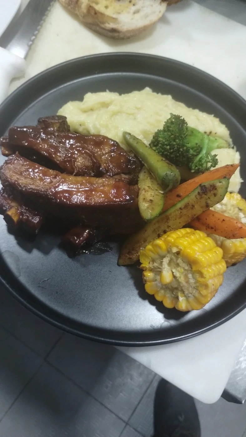 WhatsApp Image 2025-12-26 at 9.25.36 PM.jpeg