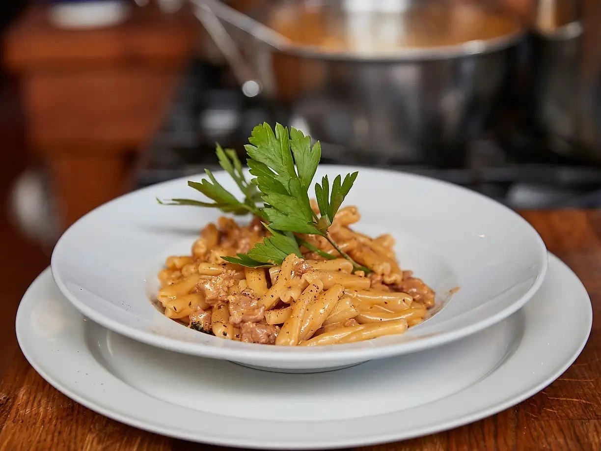 pasta-salsiccia-classico.jpg pasta-salsiccia-classico.jpg