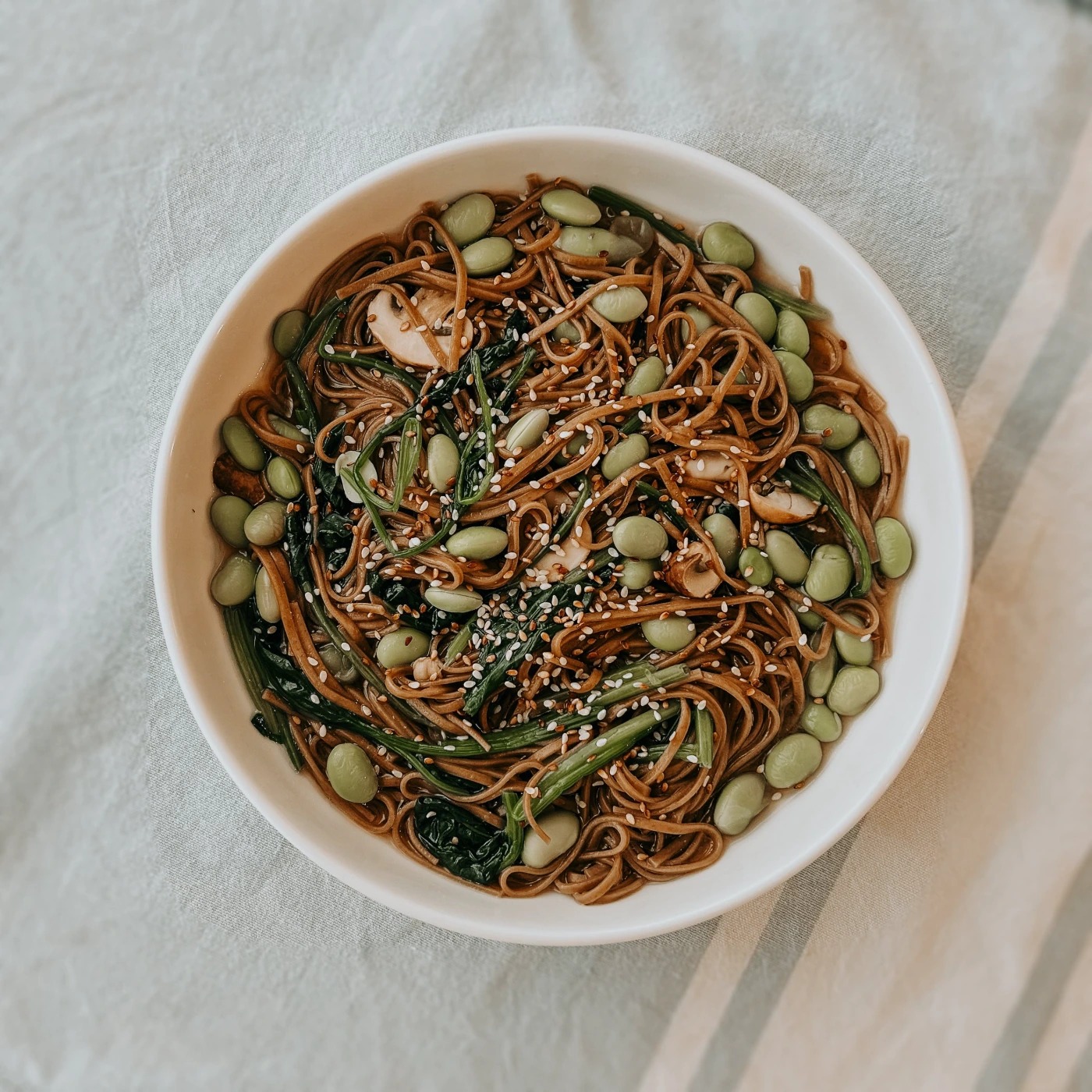 Miso+Buckwheat+Noodles+with+Edamame,+Spinach+and+Sesame+Seeds.jpeg