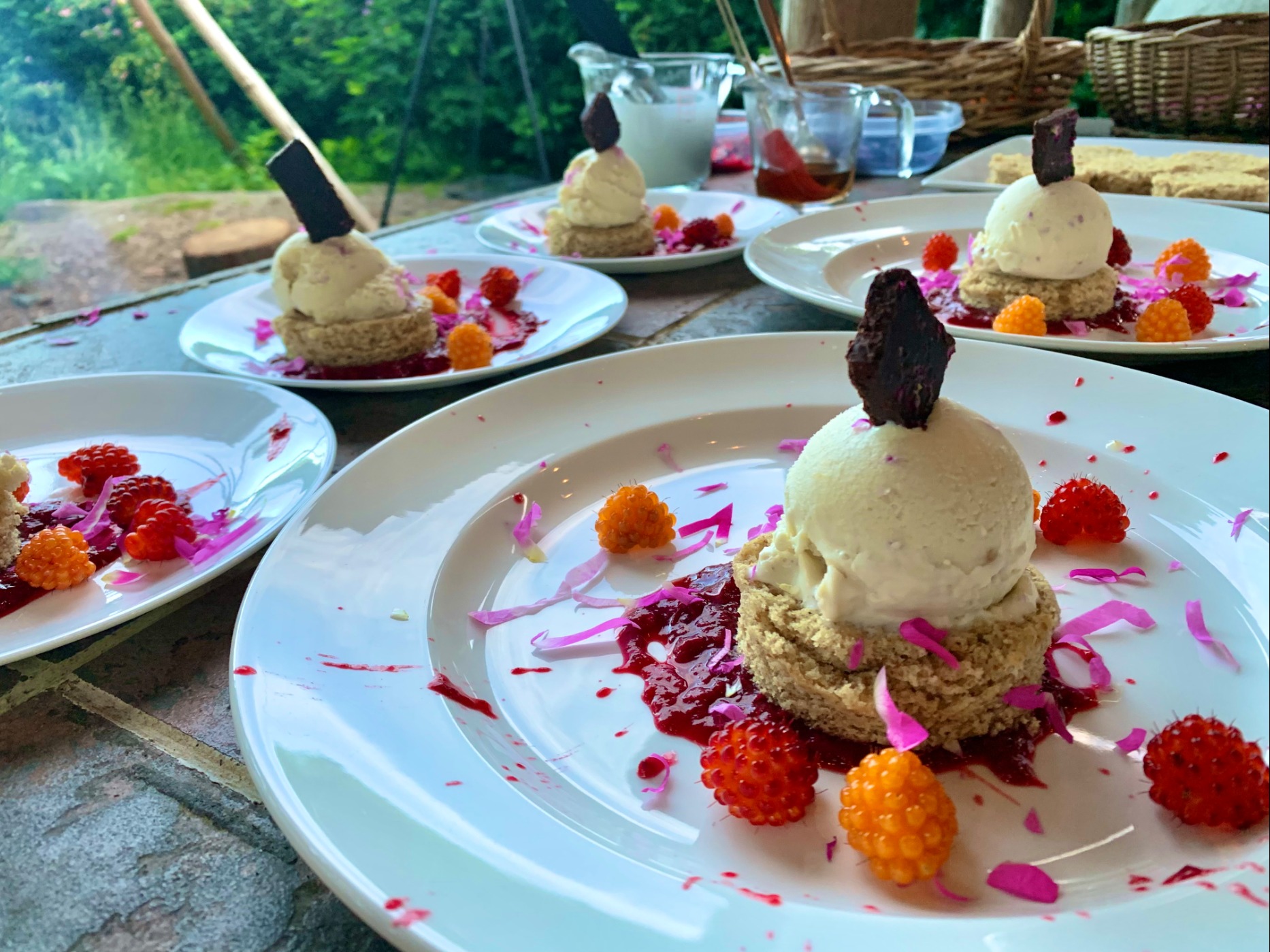 Salmonberry Shortcake.jpg Salmonberry Shortcake.jpg