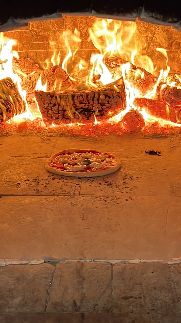 Pizza e Forno a legna