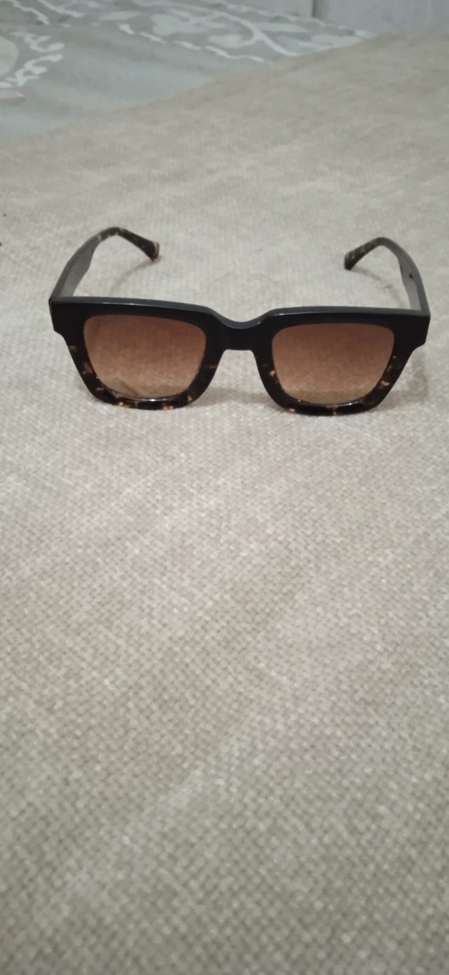 1000089331.jpg 1000089331.jpg