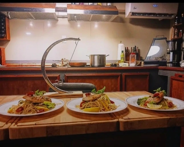 1000158275.jpg 1000158275.jpg